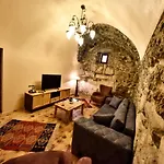 Akhan Kervansaray Hotel *