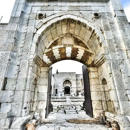 Akhan Kervansaray Eskihisar