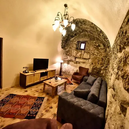 Akhan Kervansaray Hotel *