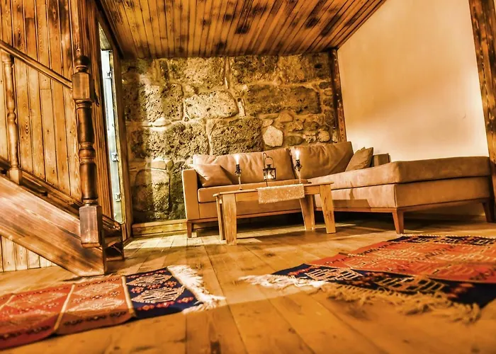 Akhan Kervansaray Eskihisar