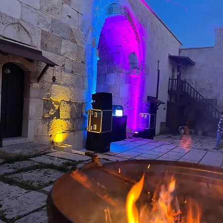 Akhan Kervansaray Hotel *