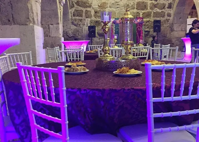 Akhan Kervansaray Eskihisar