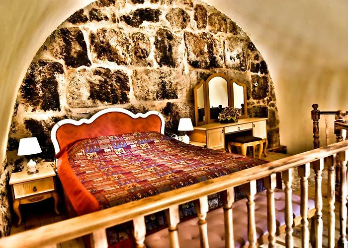 Akhan Kervansaray * Eskihisar